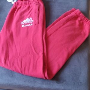 Roots classic sweatpants w/ elastic ankle